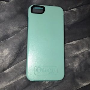Otter box symmetry series case
